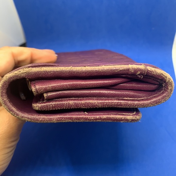 Authentic Miu Miu matelasse leather wallet